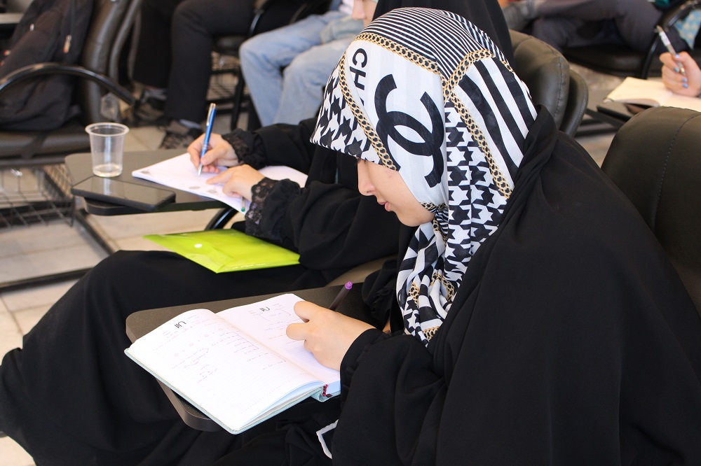 کارگاه داستان نويسي بچههاي مسجد