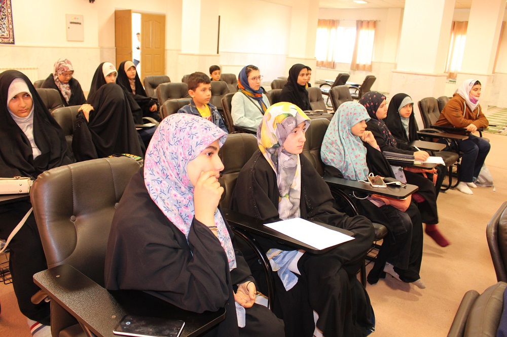 کارگاه داستان نويسي بچههاي مسجد