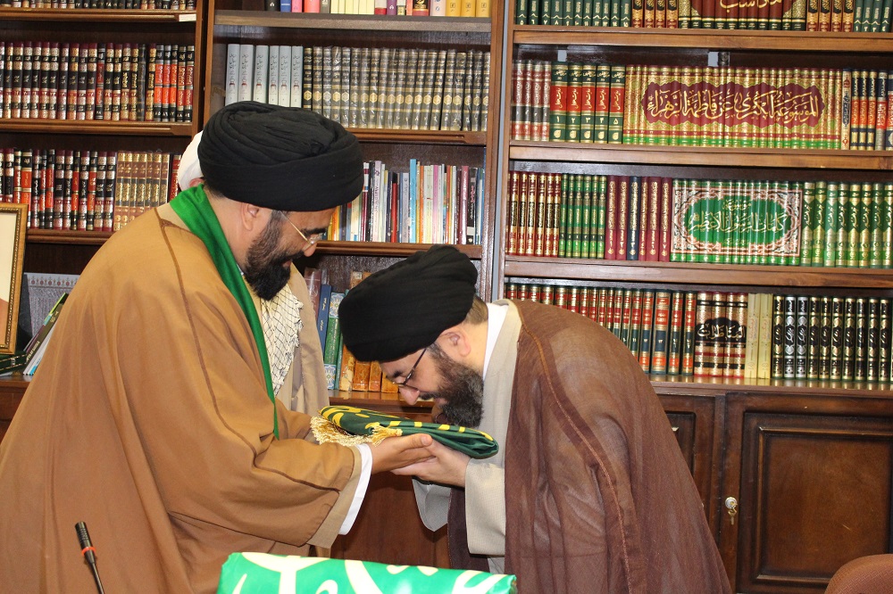 کاروان سفيران کريمه