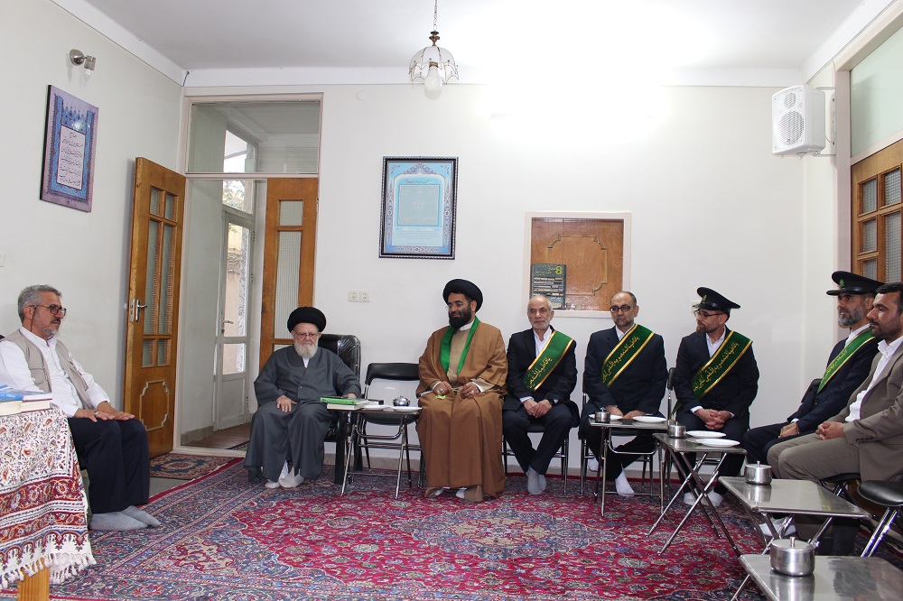 کاروان سفيران کريمه