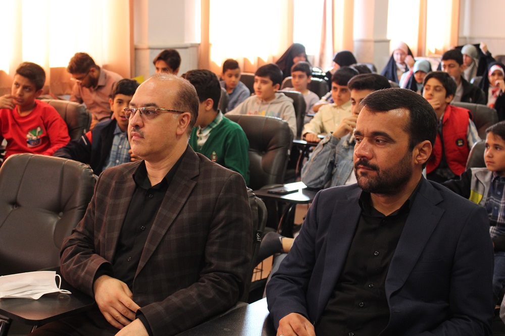 کارگاه داستان نويسي بچههاي مسجد
