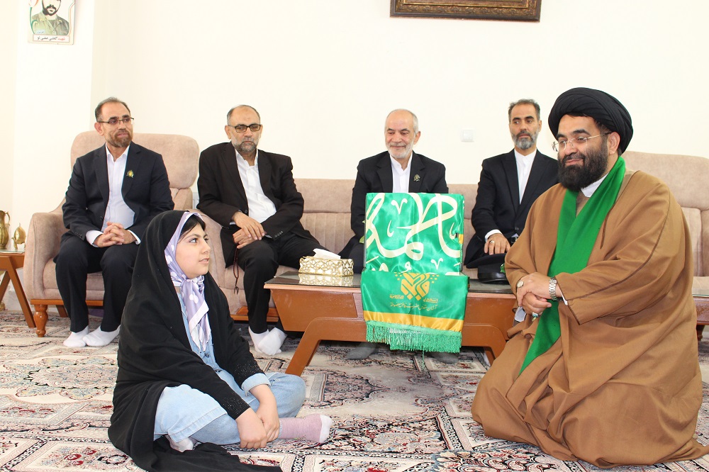 کاروان سفيران کريمه