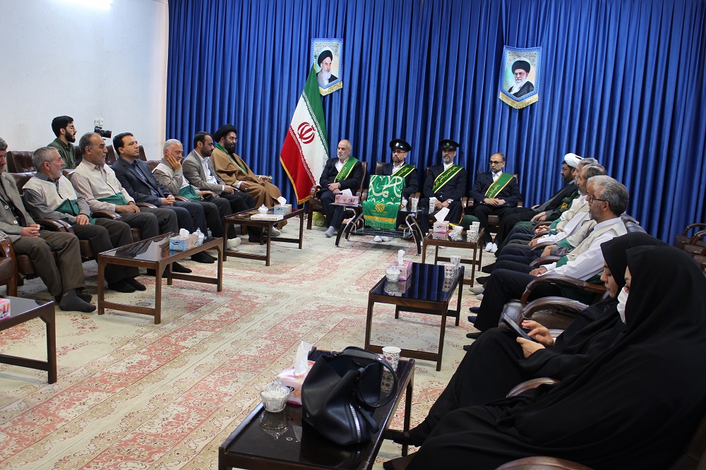 کاروان سفيران کريمه